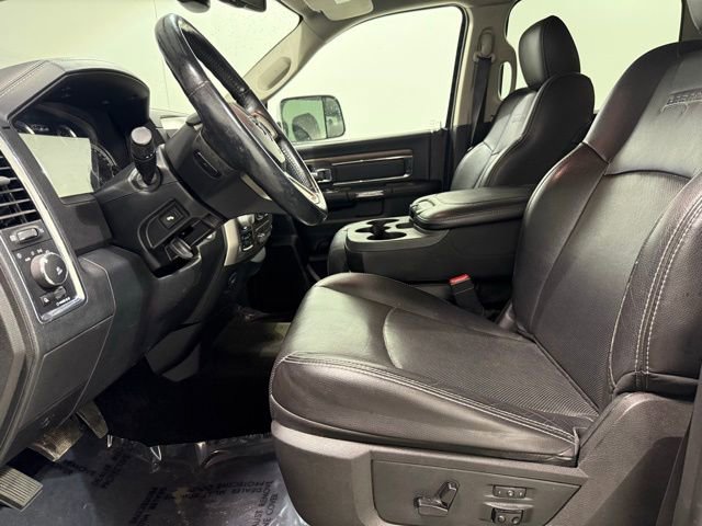 Used 2016 RAM 1500 Laramie AWD/4WD image 11