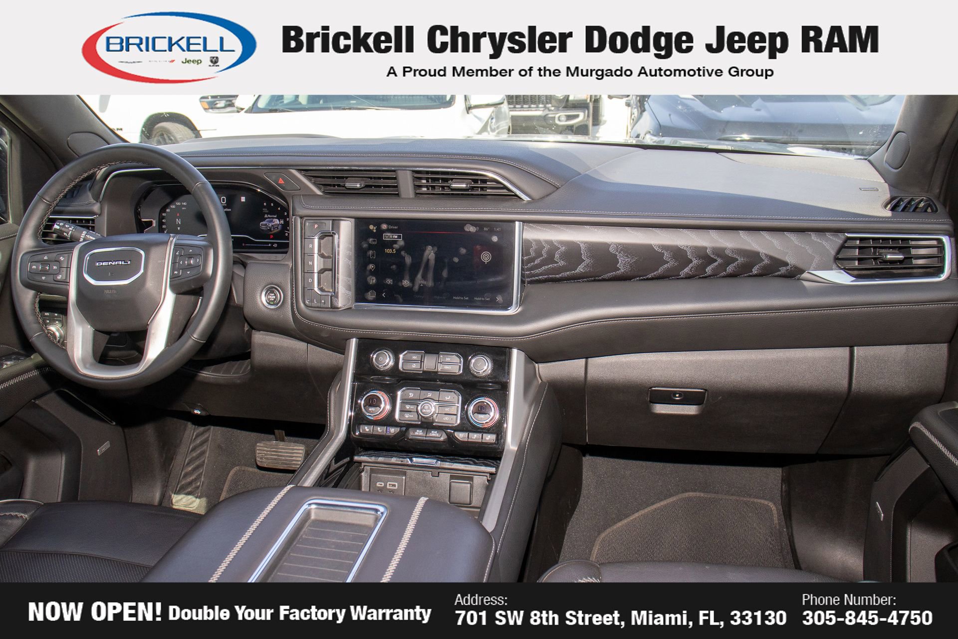 Used 2023 GMC Yukon XL Denali AWD/4WD image 21