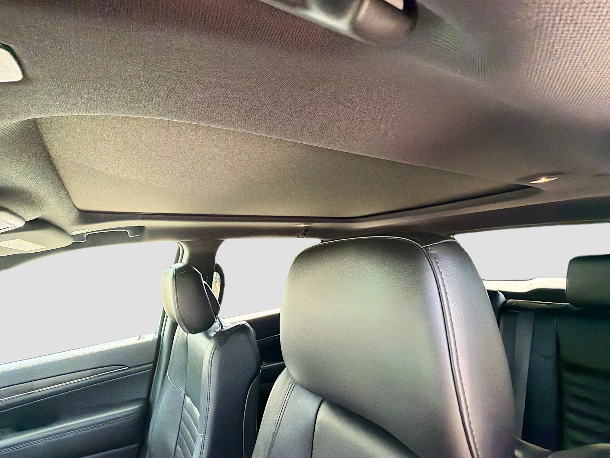 Used 2019 Jeep Grand Cherokee Limited X image 28