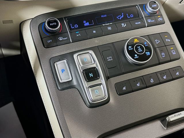 Used 2020 Hyundai Palisade Limited image 18