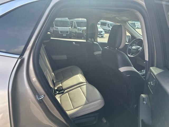 Used 2020 Ford Escape Titanium AWD/4WD image 9