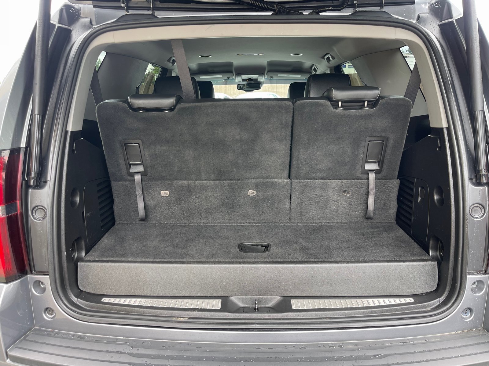 Used 2019 Chevrolet Tahoe LT image 18