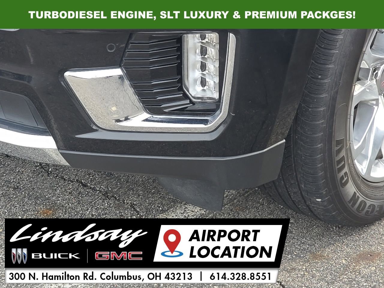 Used 2023 GMC Yukon XL SLT w/ SLT Premium Package image 3