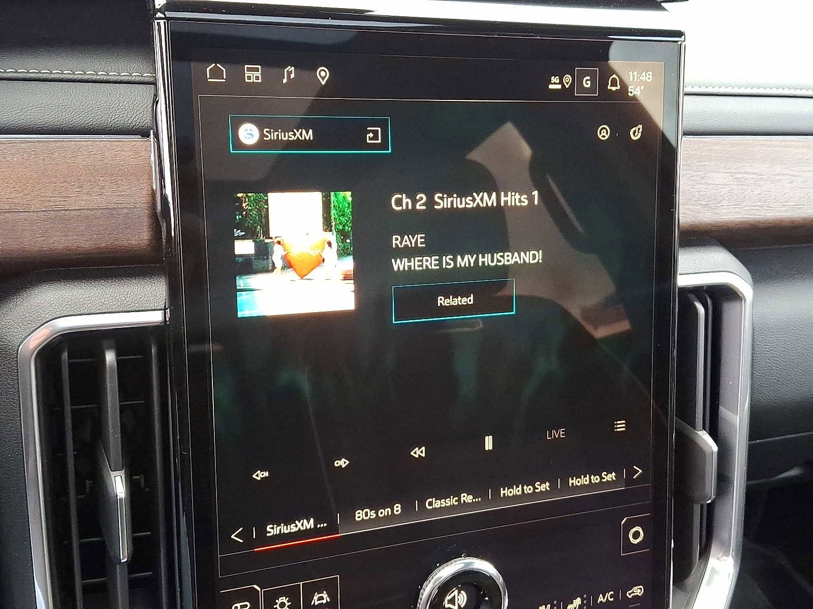 New 2026 GMC Acadia Denali Ultimate w/ LPO, Floor Liner Package image 15