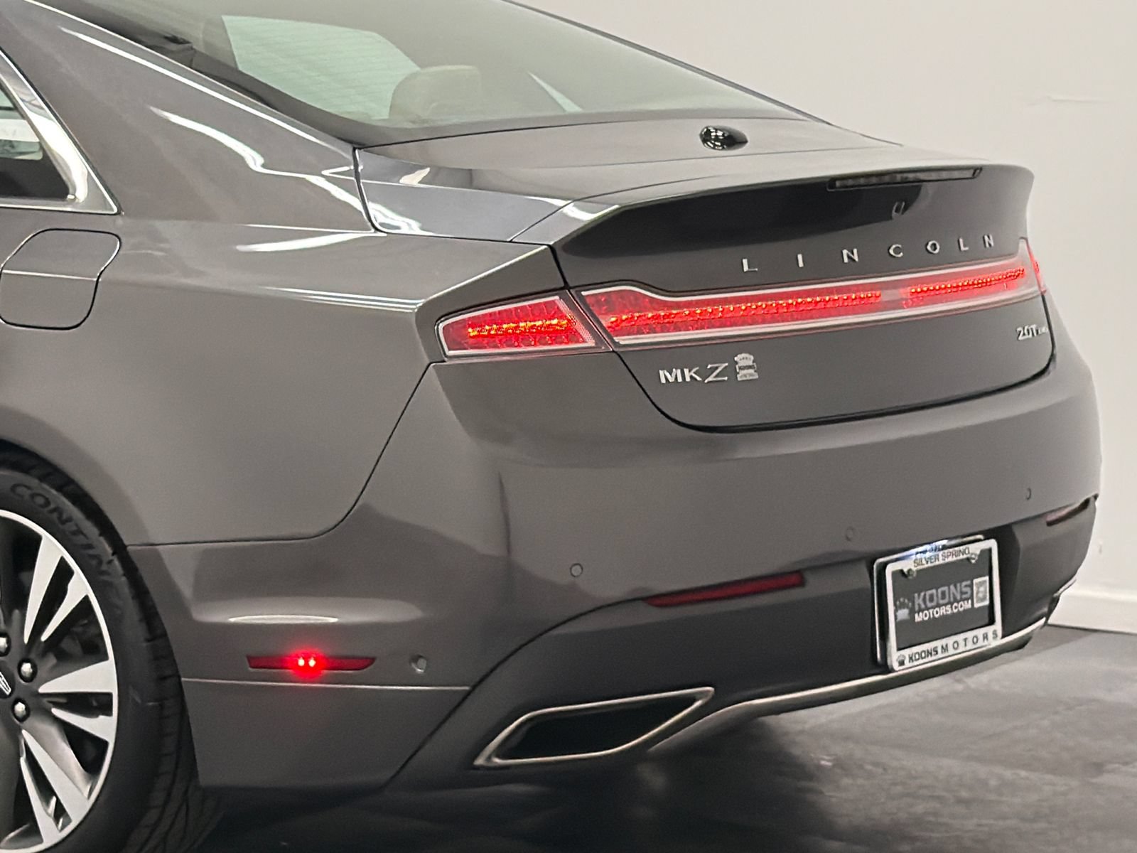 Used 2019 Lincoln MKZ Reserve AWD/4WD image 7