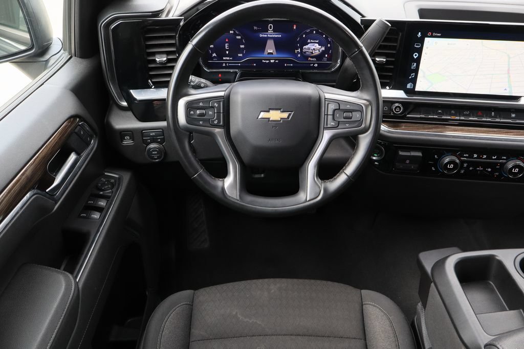 Used 2025 Chevrolet Silverado 1500 LT AWD/4WD image 22