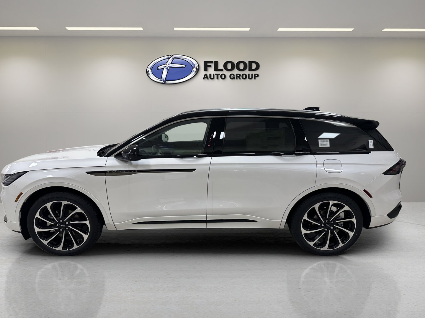 New 2026 Lincoln Nautilus Black Label image 5