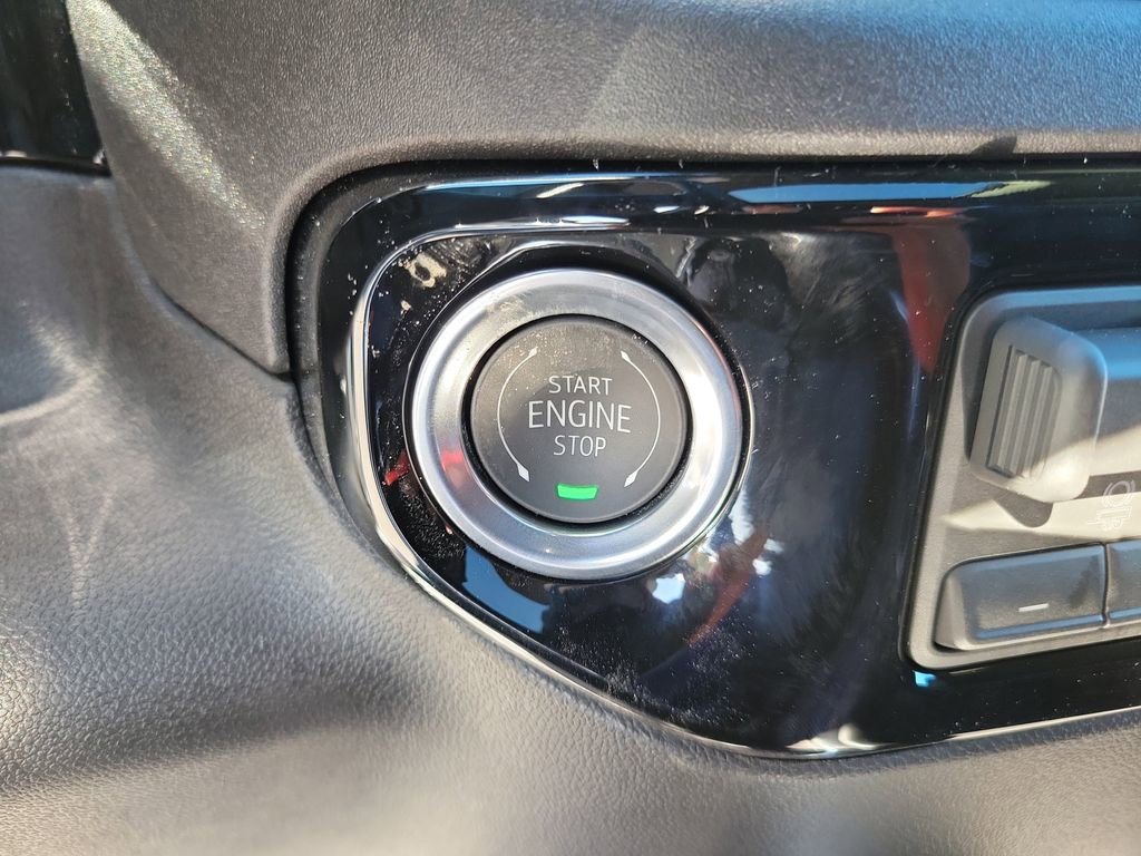 New 2026 GMC Sierra 2500 SLT w/ SLT Premium Package image 32