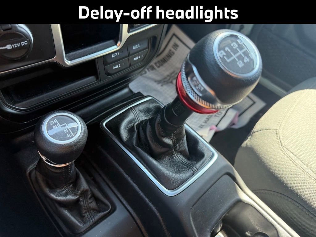 Used 2023 Jeep Wrangler Willys image 17