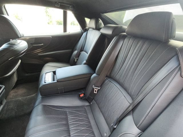 Used 2020 Lexus LS 500 w/ Interior Upgrade Package RWD image 36