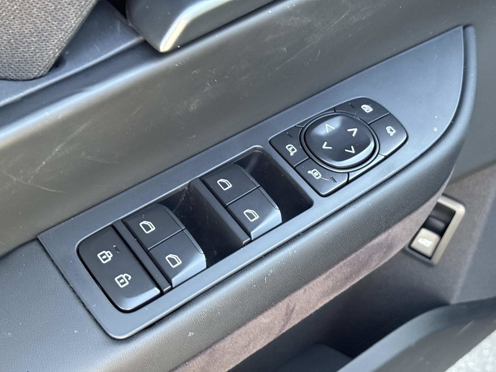 Used 2023 Fisker Ocean One image 13