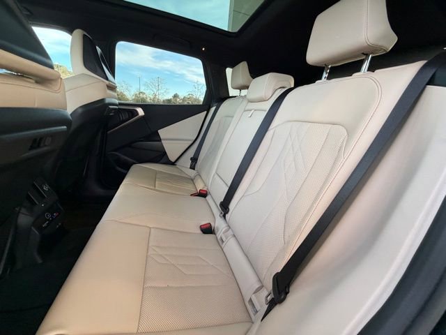 Used 2025 BMW X3 xDrive30 w/ Premium Package AWD/4WD image 19