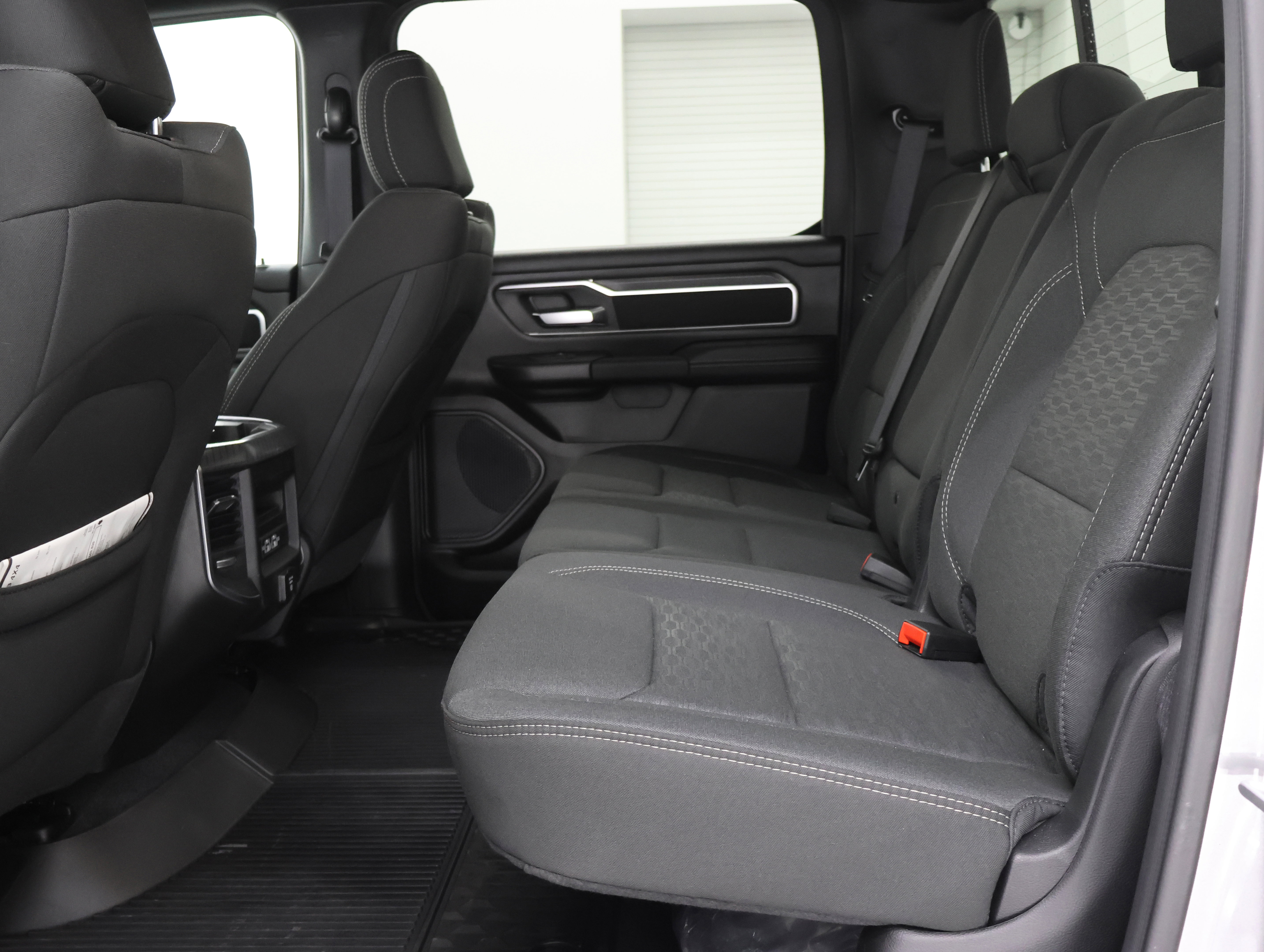 Used 2025 RAM 1500 Big Horn AWD/4WD image 9