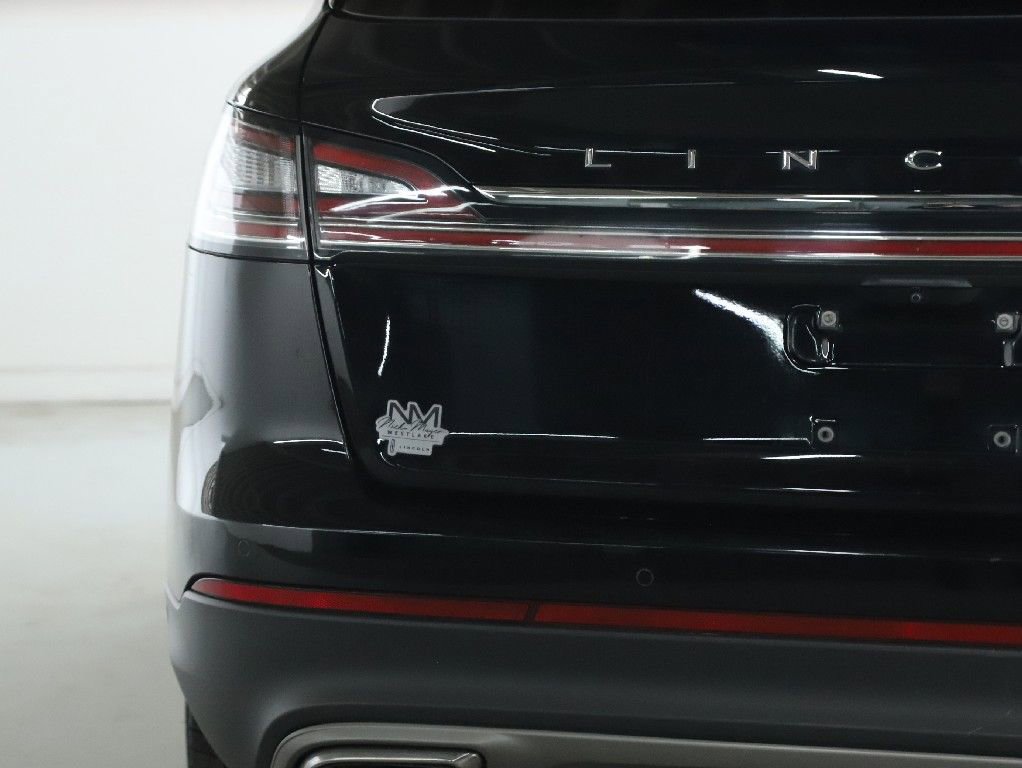 Used 2022 Lincoln Nautilus Reserve w/ Equipment Group 202A image 44