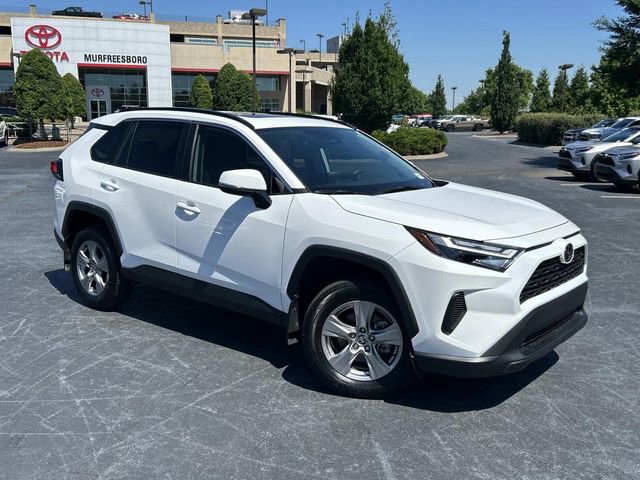 Used 2025 Toyota RAV4 XLE FWD image 2