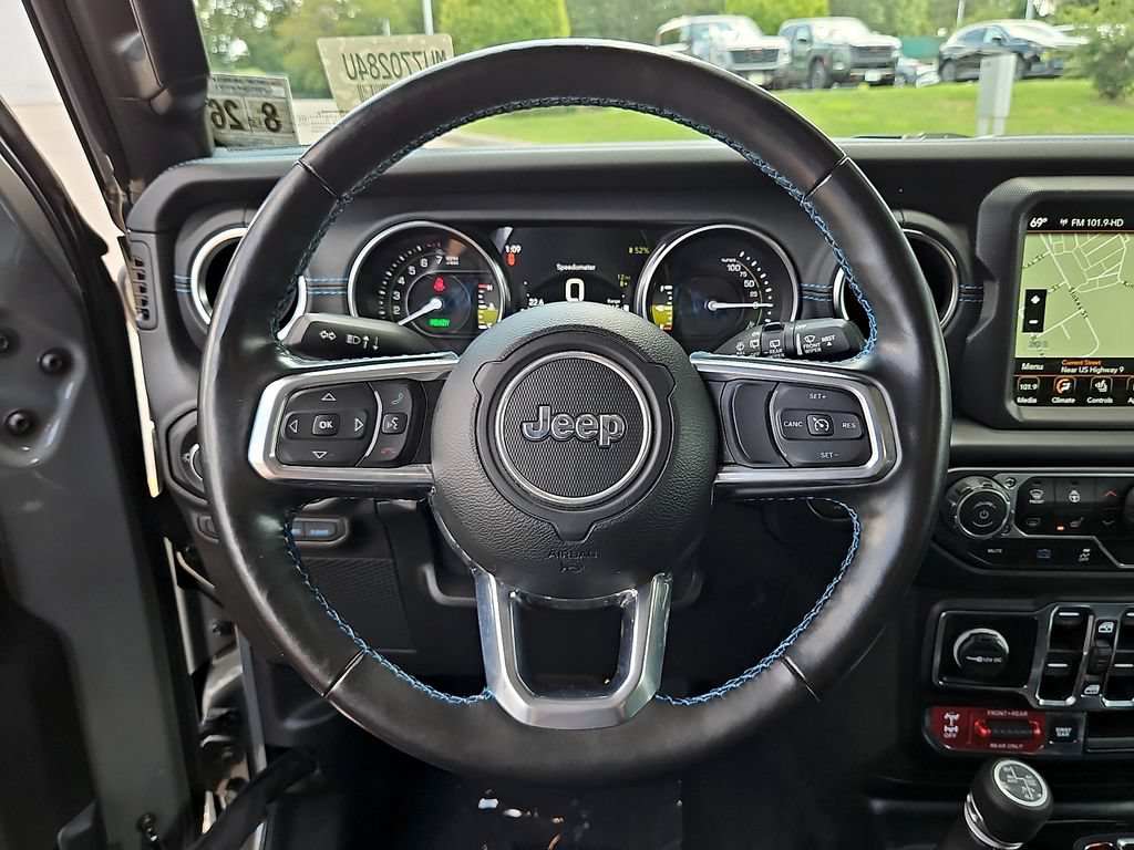 Used 2021 Jeep Wrangler Unlimited Rubicon 4xe w/ Cold Weather Group AWD/4WD image 21