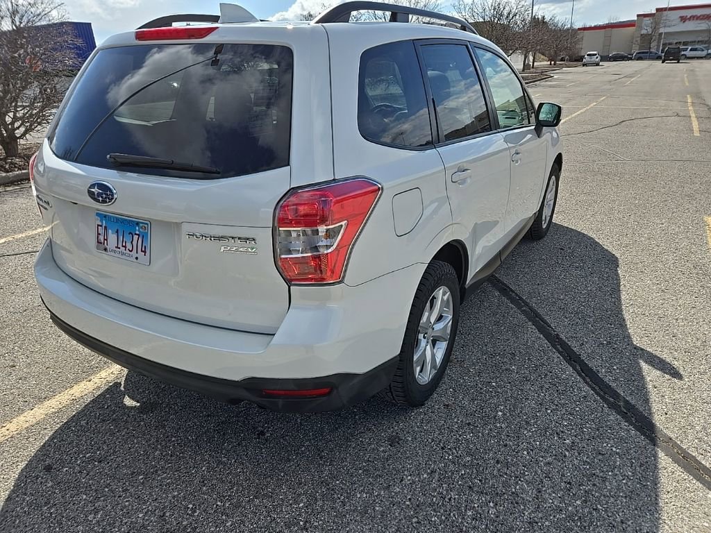 Used 2016 Subaru Forester 2.5i Premium w/ All-Weather Package image 4