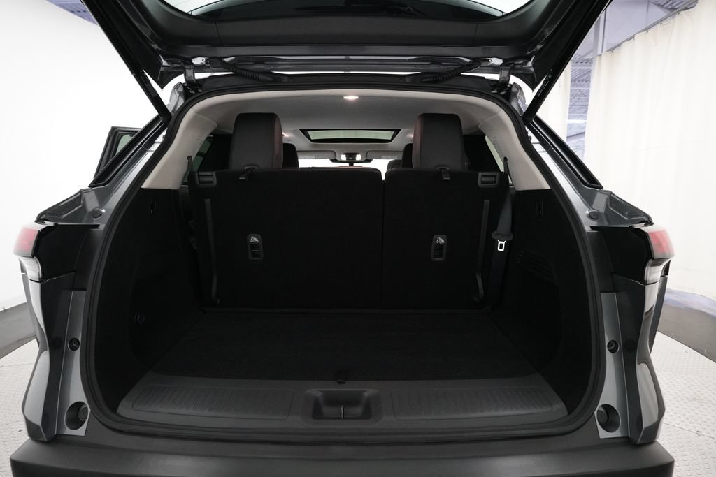 Used 2025 INFINITI QX60 Luxe AWD/4WD image 10