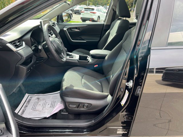 Used 2024 Toyota RAV4 XLE w/ Convenience Package AWD/4WD image 24
