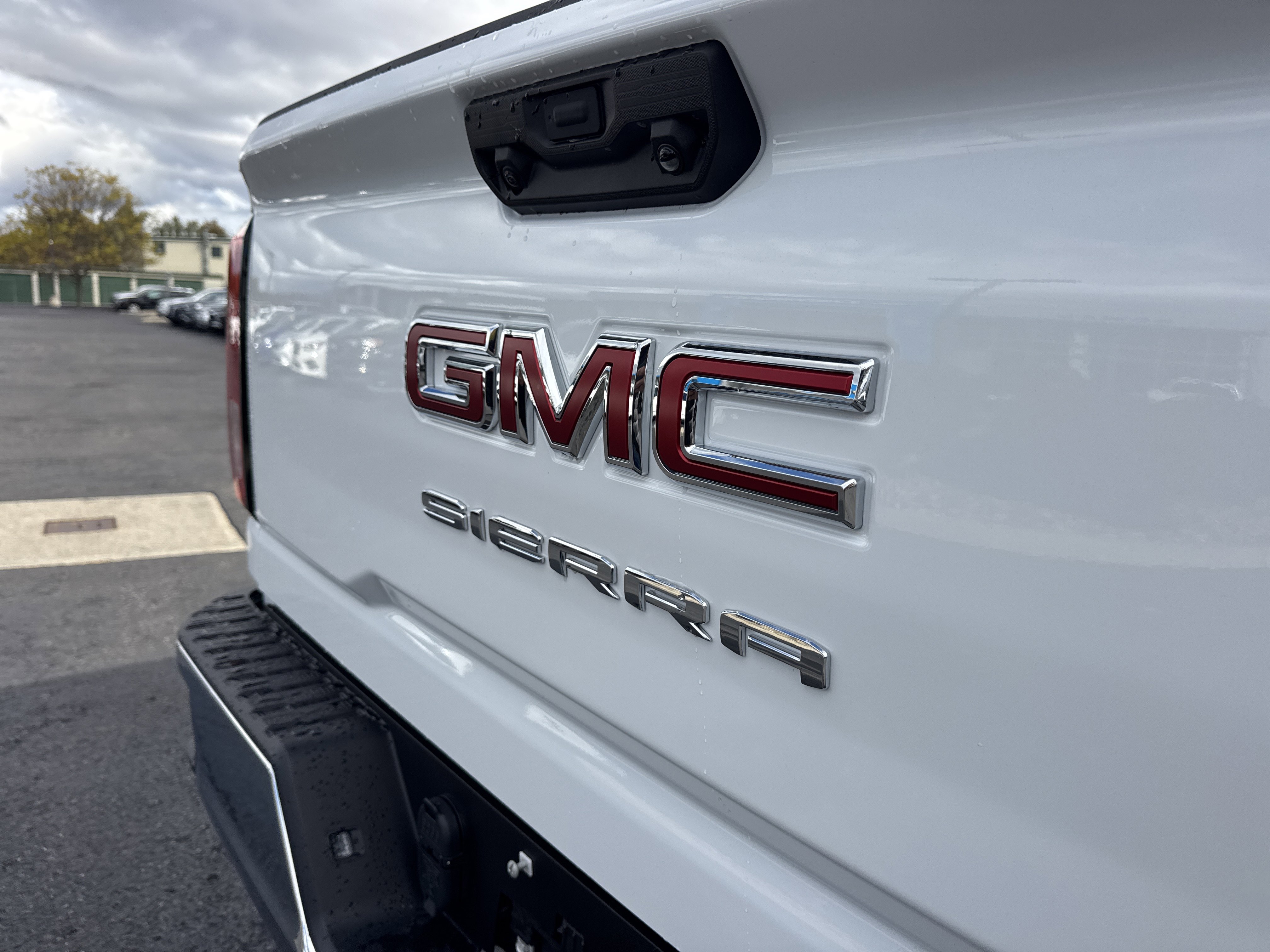 New 2026 GMC Sierra 2500 SLE w/ Preferred Package image 32
