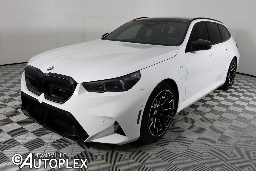 Used 2026 BMW M5 Touring image 12
