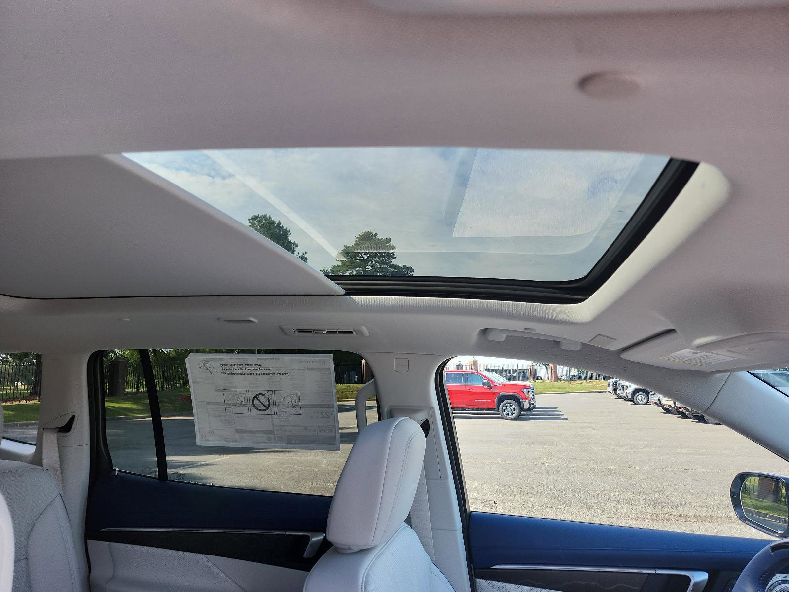 New 2026 Buick Enclave Avenir w/ Super Cruise Package image 7