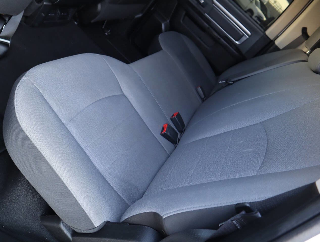 Used 2021 RAM 1500 Classic SLT image 28