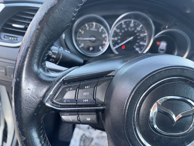 Used 2018 MAZDA CX-9 Touring image 16