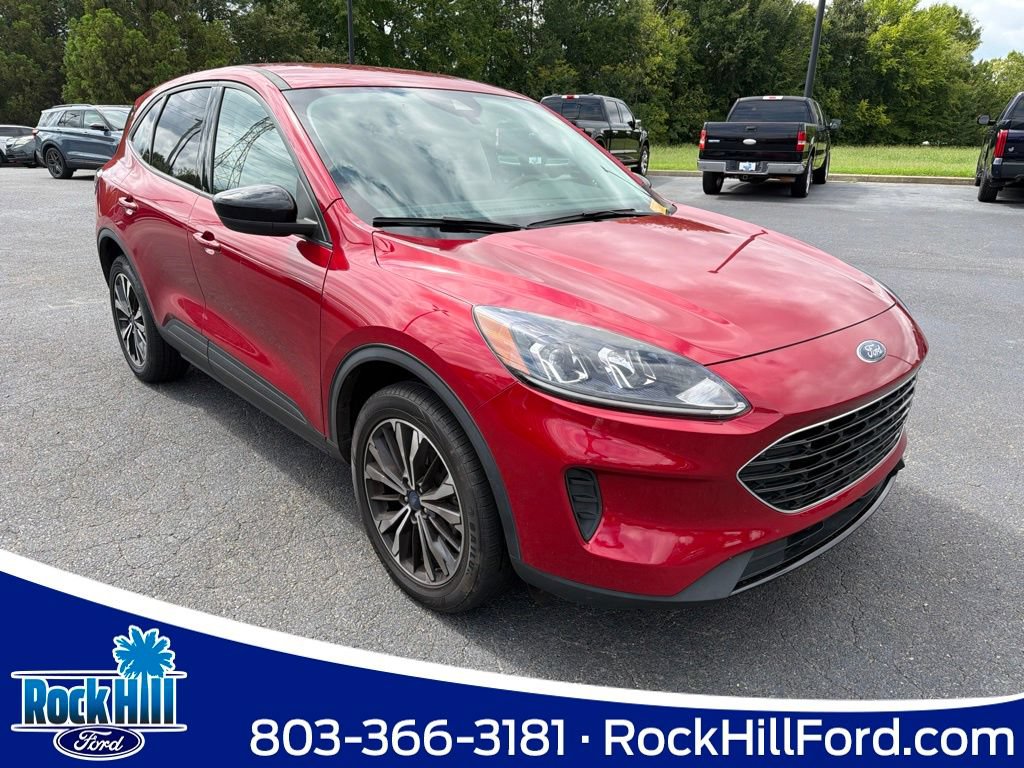 Used 2022 Ford Escape SE w/ SE Sport Appearance Package AWD/4WD image 1