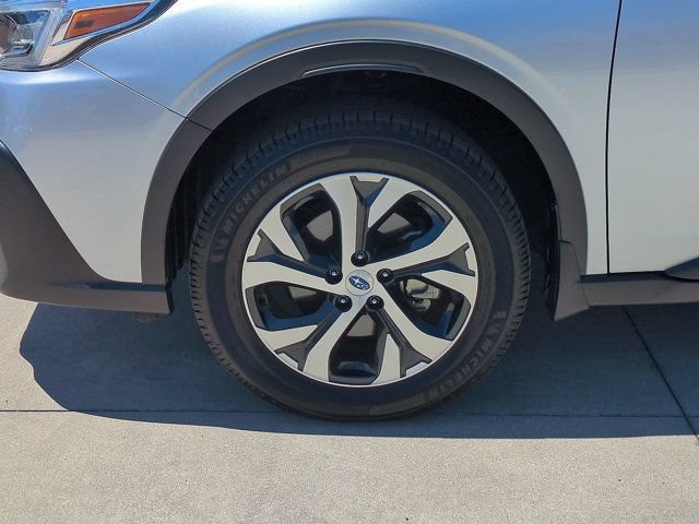 Used 2022 Subaru Outback Limited w/ Popular Package #2 AWD/4WD image 9