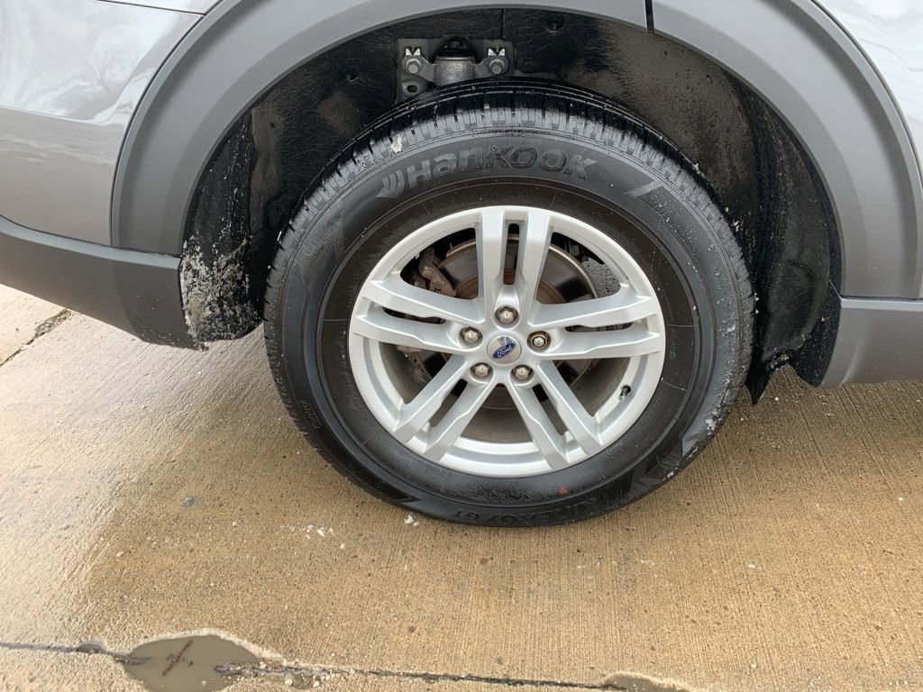 Used 2022 Ford Explorer XLT w/ Equipment Group 202A image 24