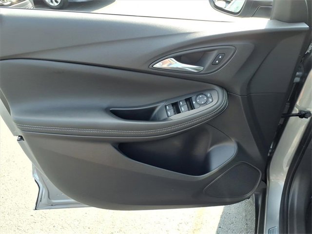 Used 2023 Buick Encore GX Select image 13