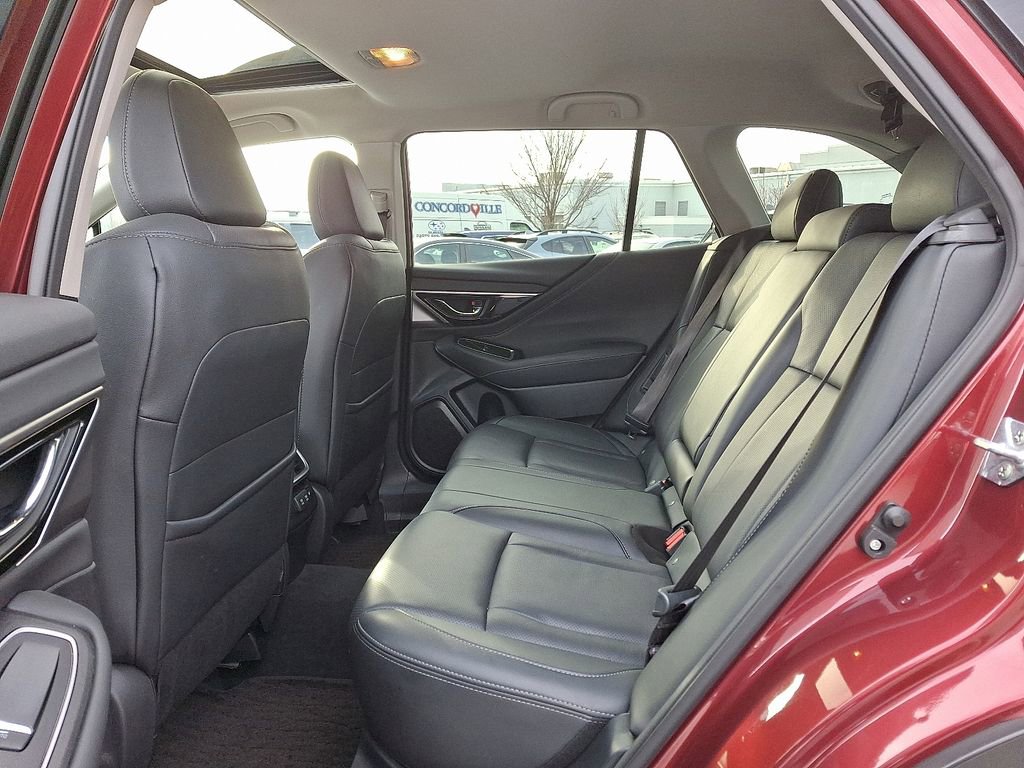 Certified 2022 Subaru Outback Limited image 11