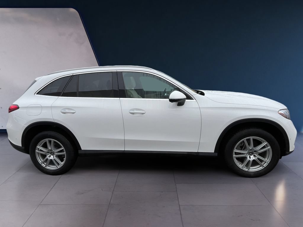 Used 2023 Mercedes-Benz GLC 300 4MATIC image 6