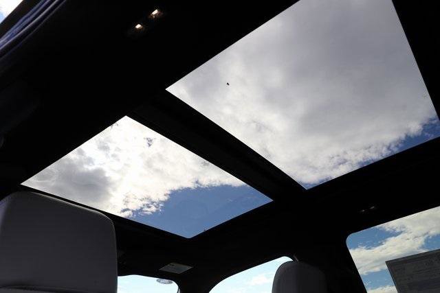 New 2025 Ford F150 Lightning Platinum image 27