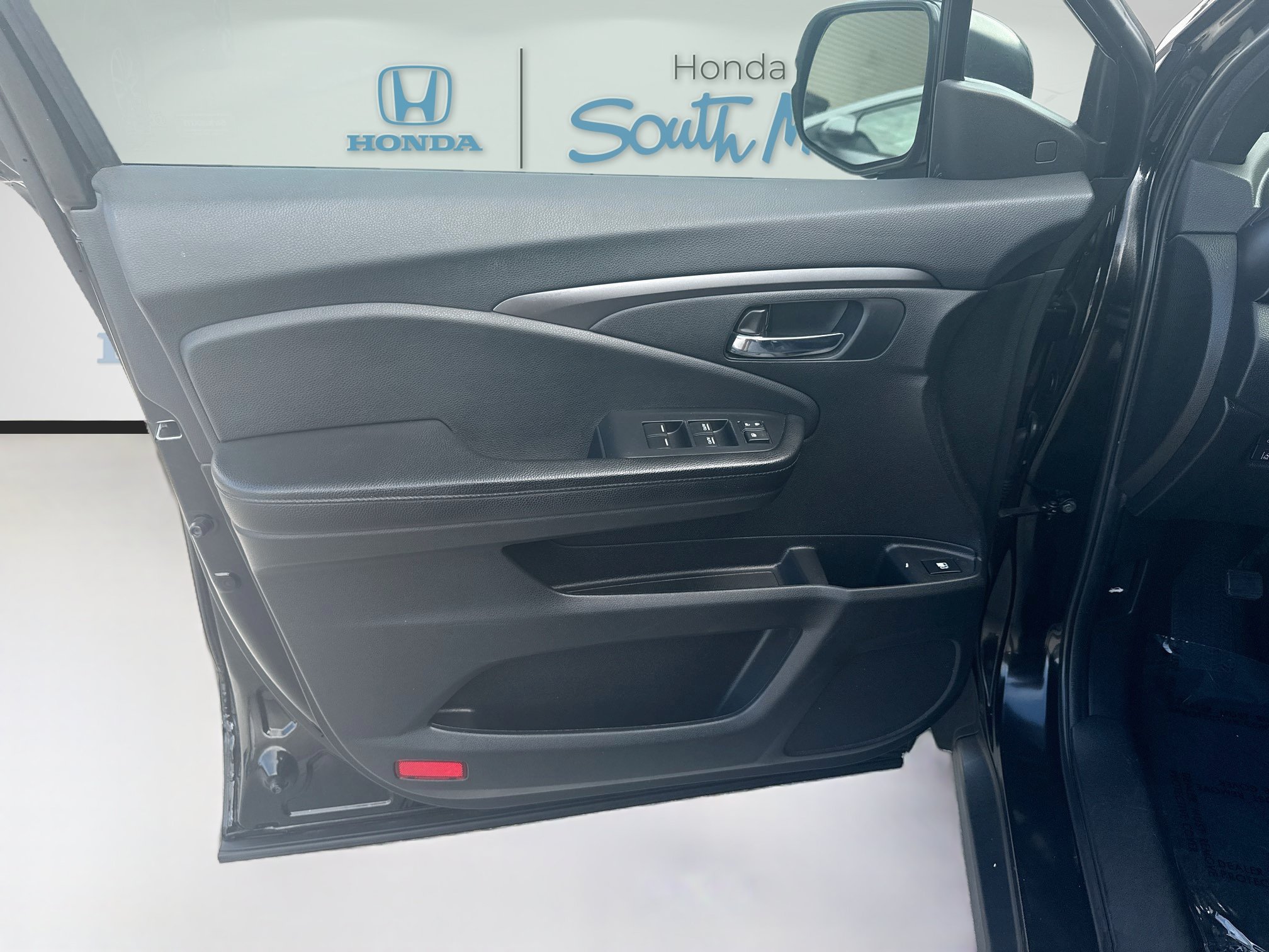 Certified 2022 Honda Pilot Sport image 19
