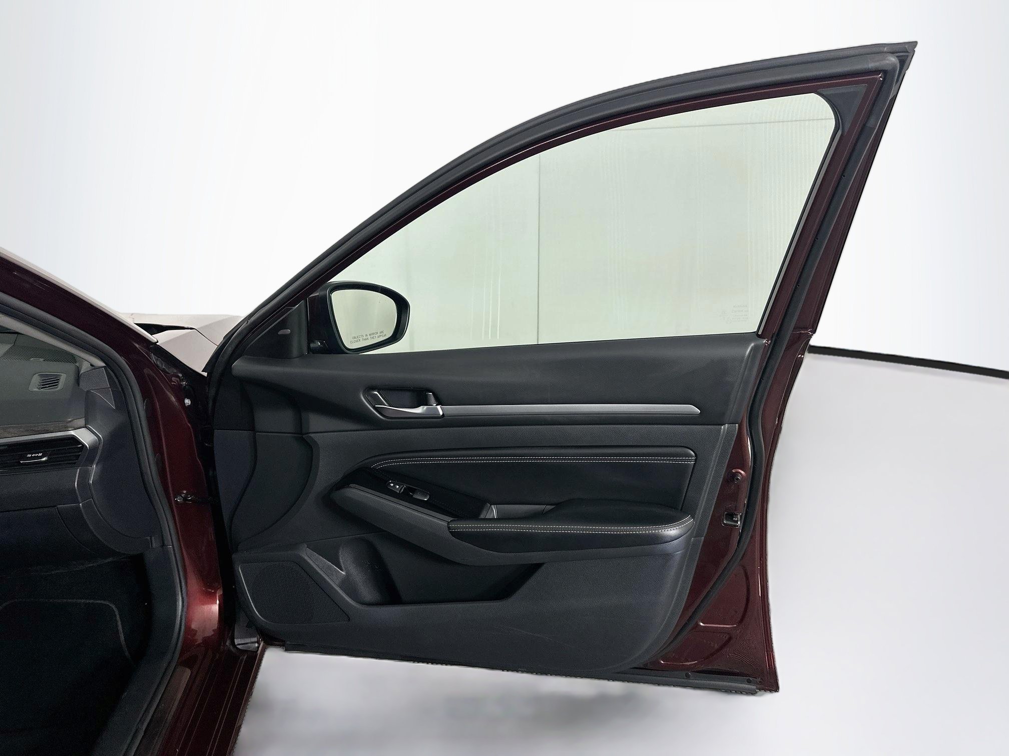 Used 2023 Nissan Altima 2.5 SL FWD image 32