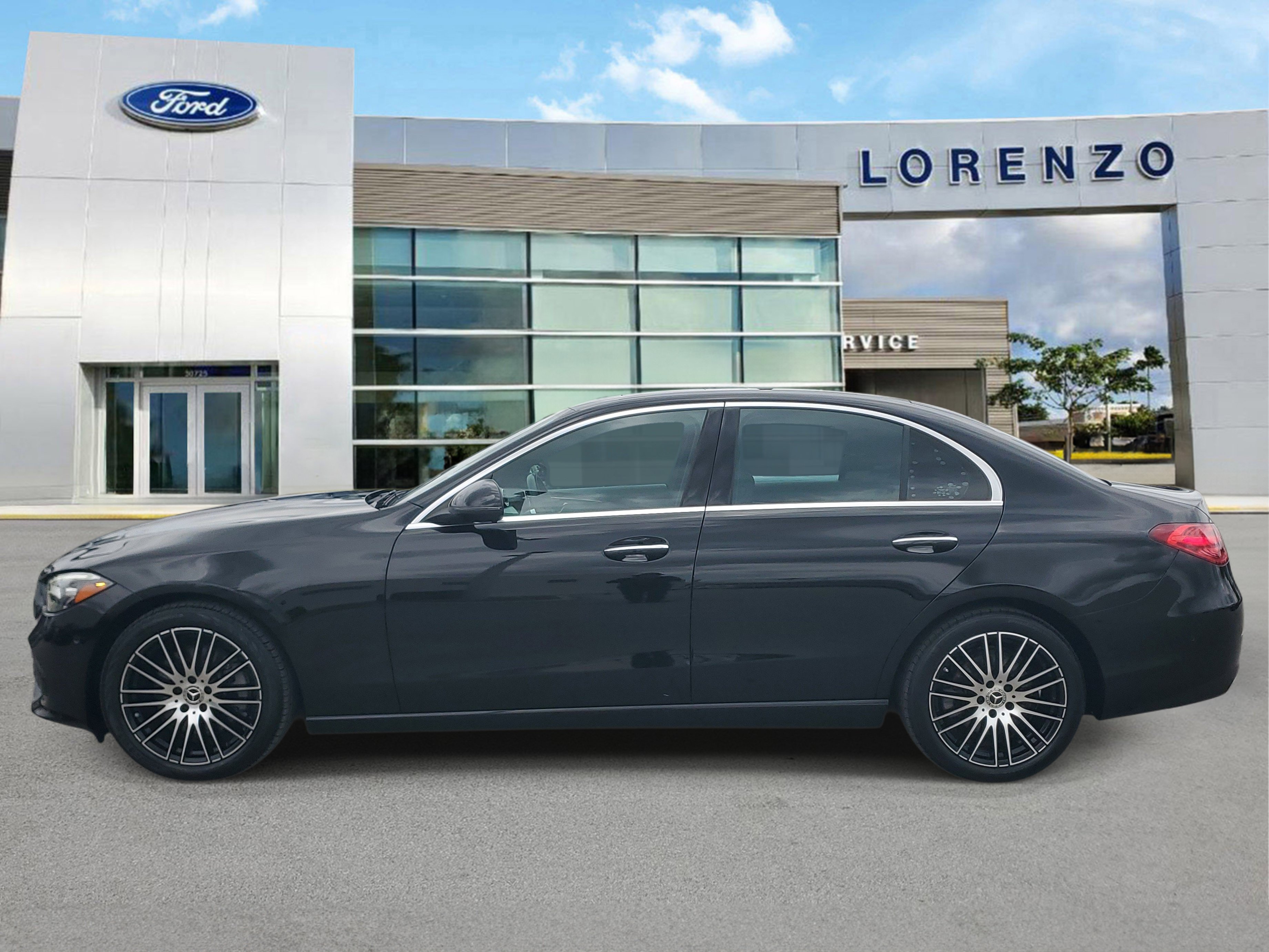 Used 2025 Mercedes-Benz C 300 Sedan image 8