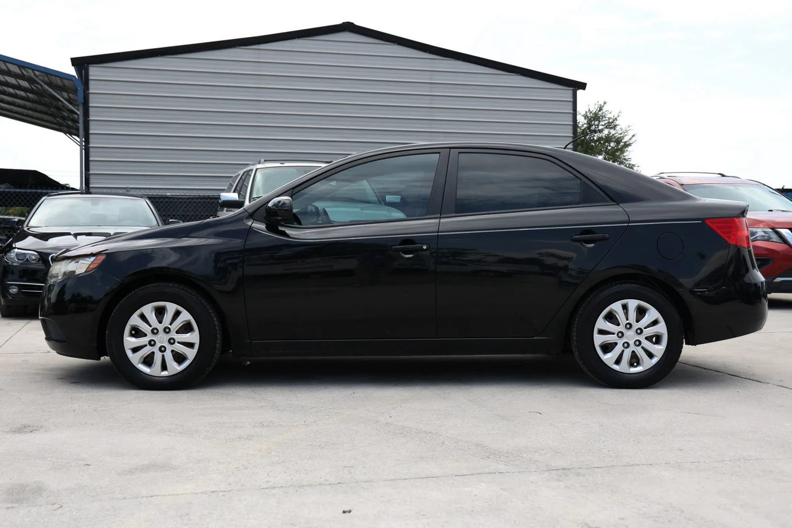 Used 2012 Kia Forte LX FWD image 3