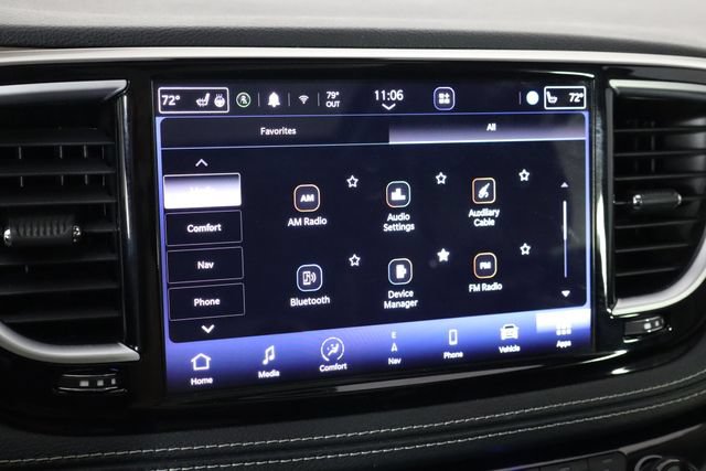 Used 2023 Chrysler Pacifica Limited w/ Uconnect Theater Family Group AWD/4WD image 38