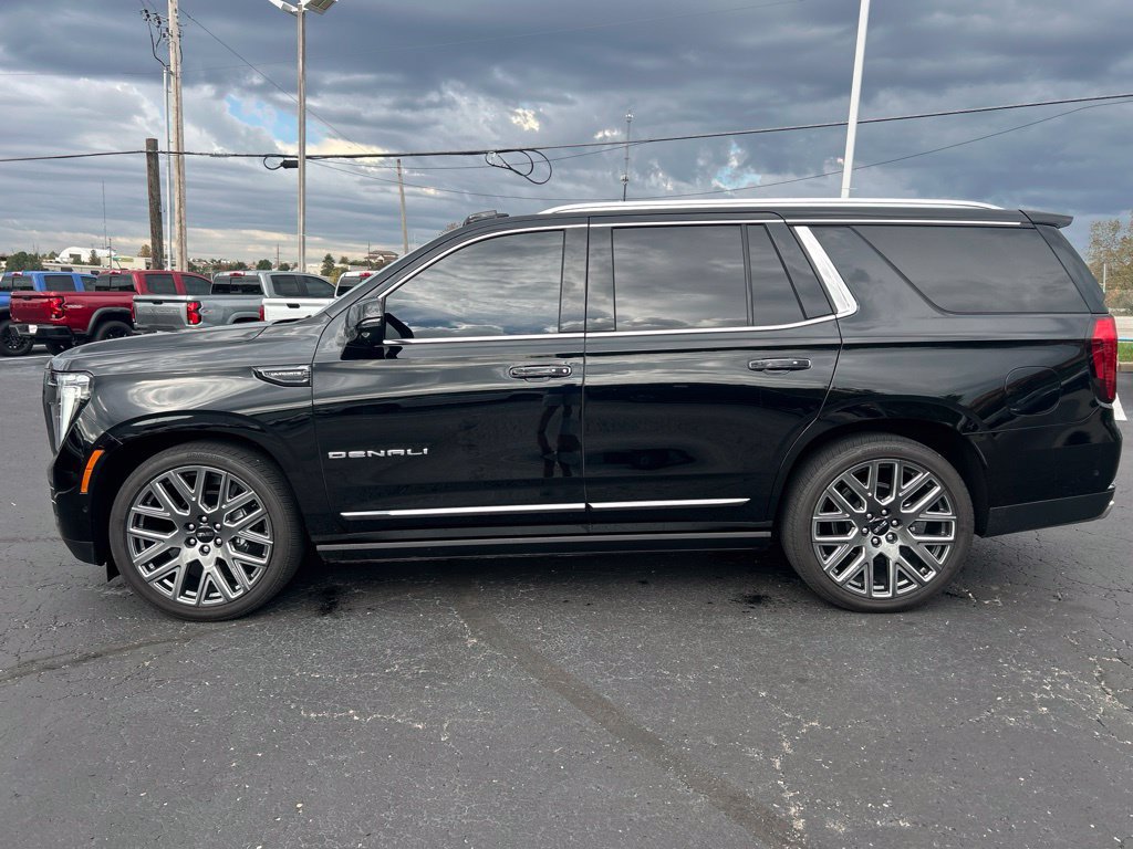 Used 2026 GMC Yukon Denali Ultimate AWD/4WD image 8