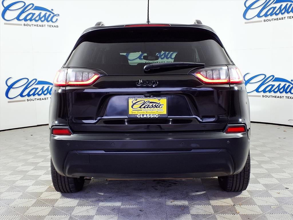 Used 2020 Jeep Cherokee Latitude Plus image 4