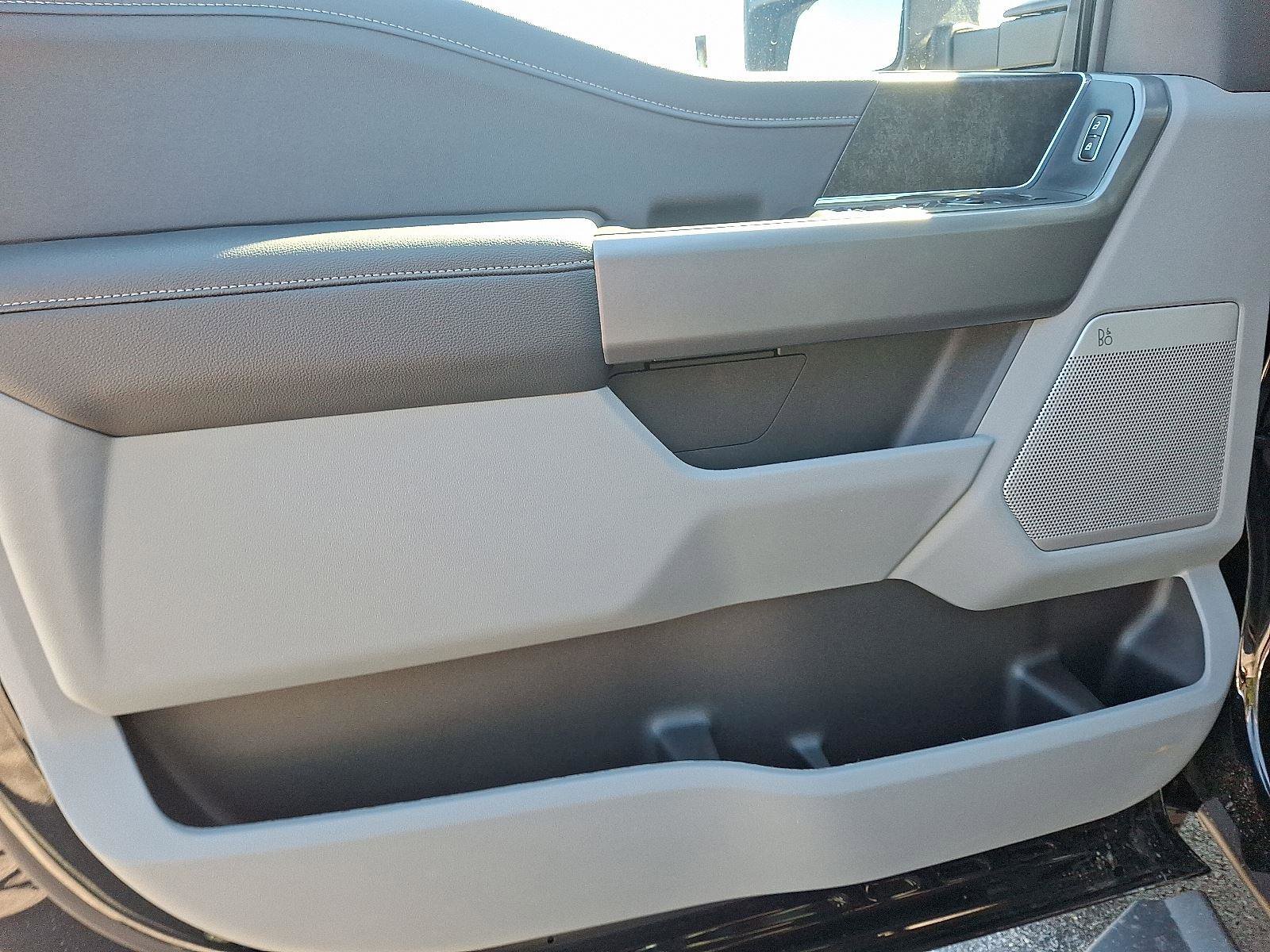 New 2026 Ford F250 XLT w/ XLT Premium Package image 9