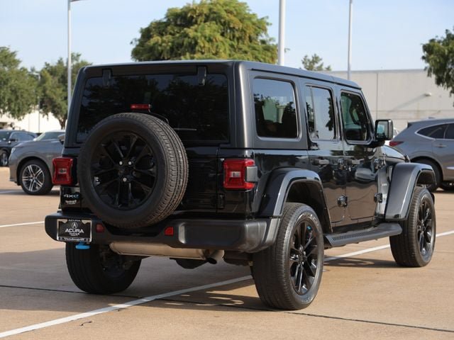 Used 2023 Jeep Wrangler Unlimited Sahara AWD/4WD image 4
