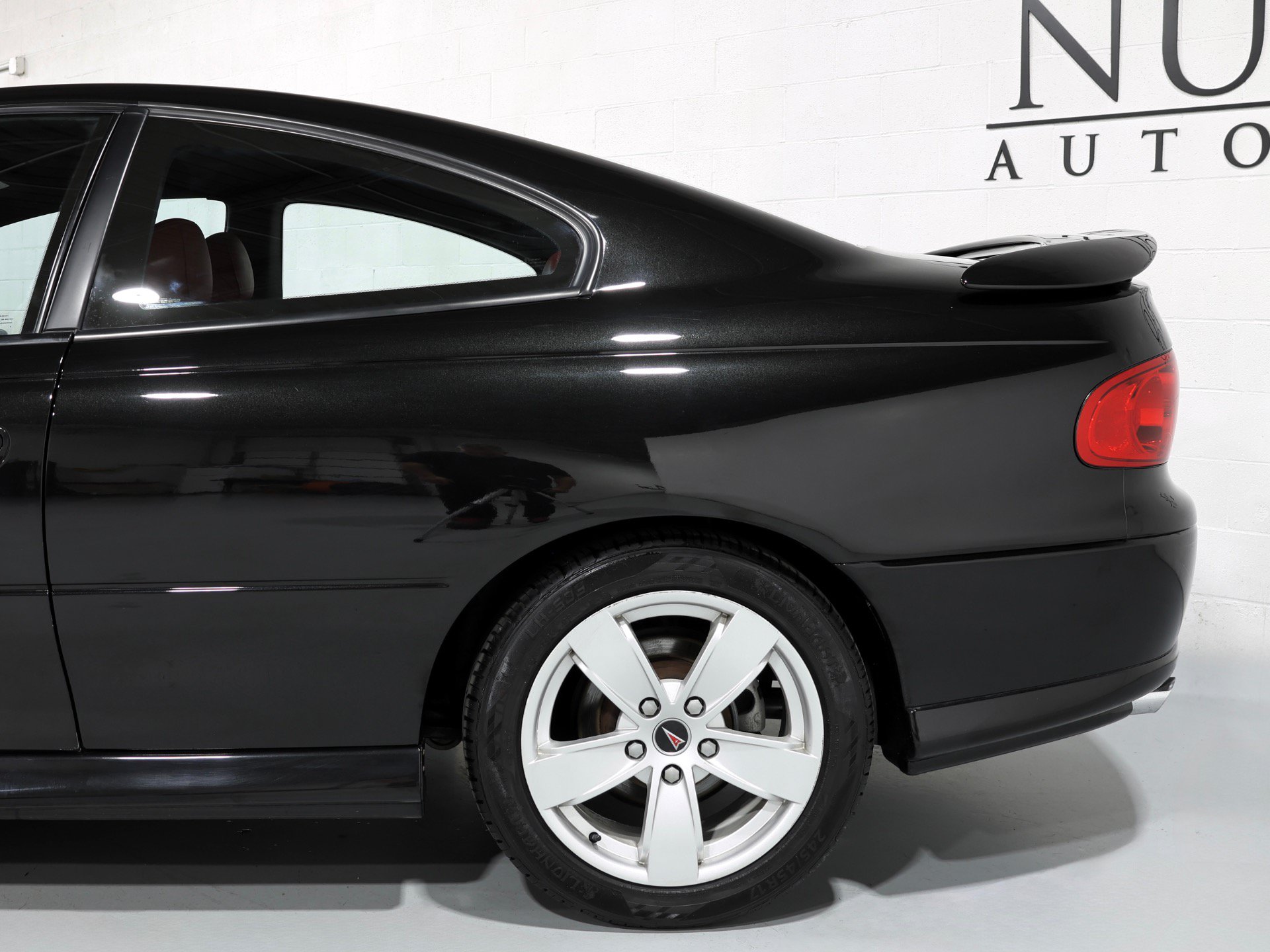 Used 2004 Pontiac GTO RWD image 37