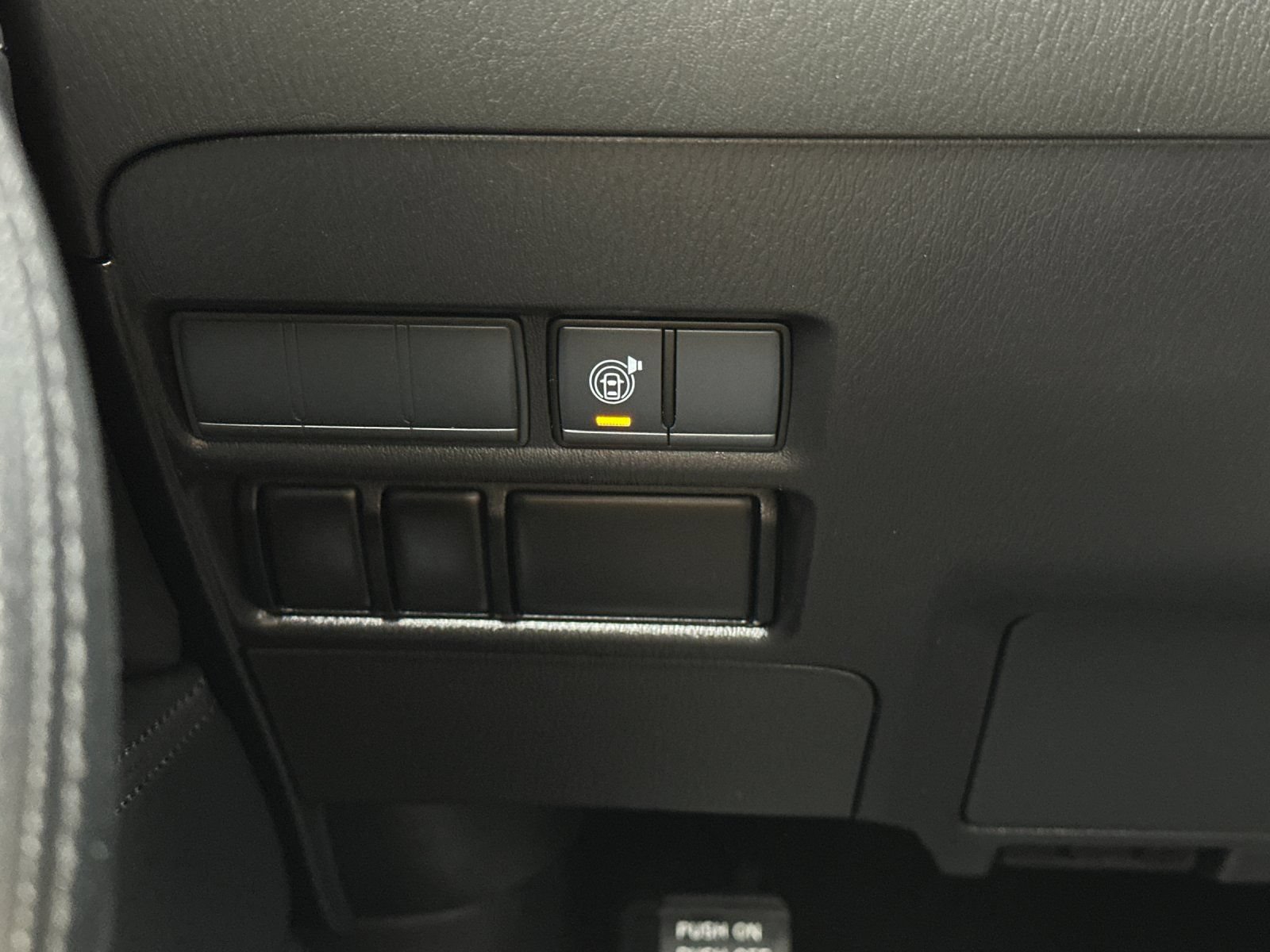 Used 2024 Nissan Armada SV AWD/4WD image 38