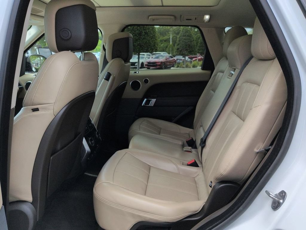 Certified 2022 Land Rover Range Rover Sport HSE Silver Edition AWD/4WD image 13
