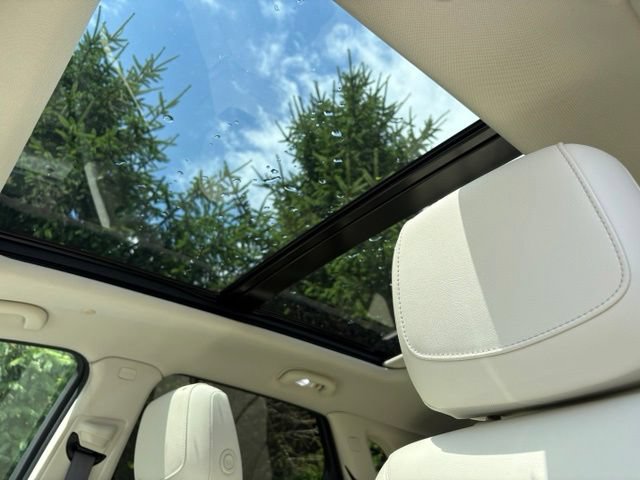 Certified 2023 Cadillac XT5 Premium Luxury w/ Technology Package AWD/4WD image 28