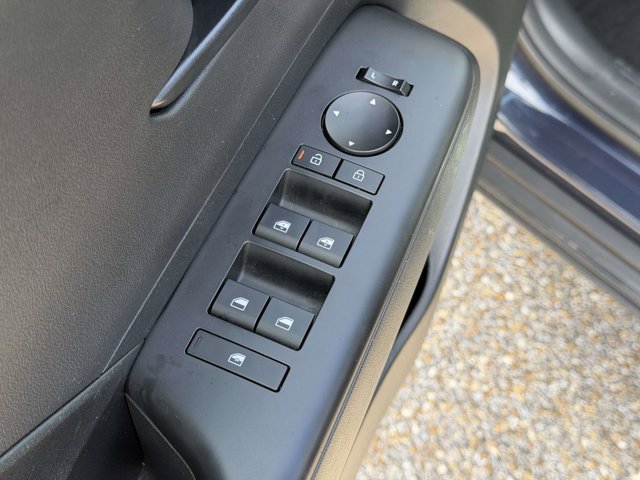 Used 2026 Hyundai Kona SEL Sport FWD image 15