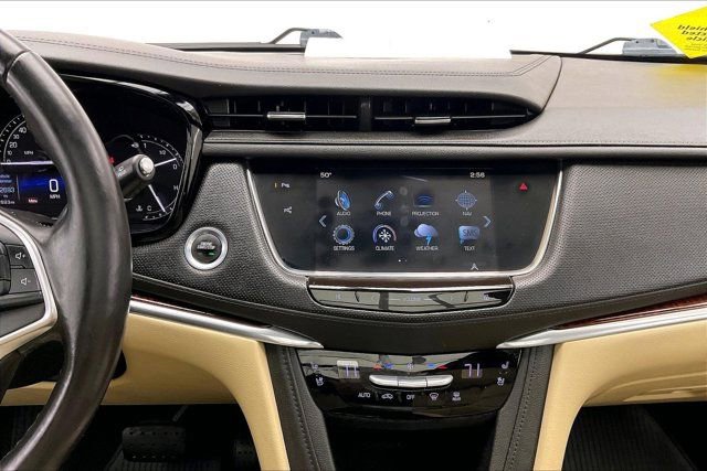 Used 2017 Cadillac XT5 Premium Luxury w/ Driver Assist Package image 5